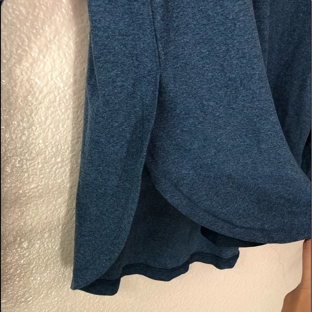 Girls Old Navy Active Blue Top